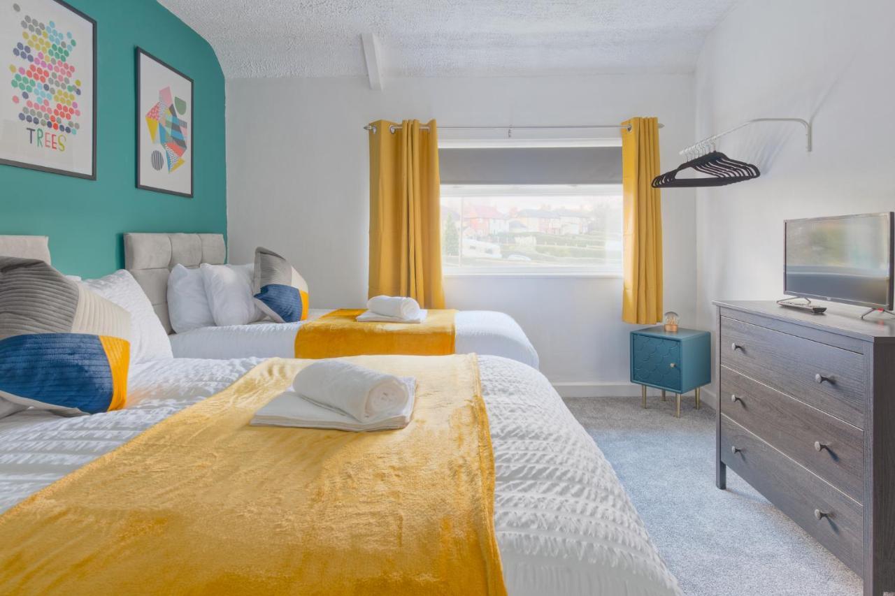 Rookwood House - Spacious Home With Free Parking - Short Stay Leeds Leeds  Eksteriør billede