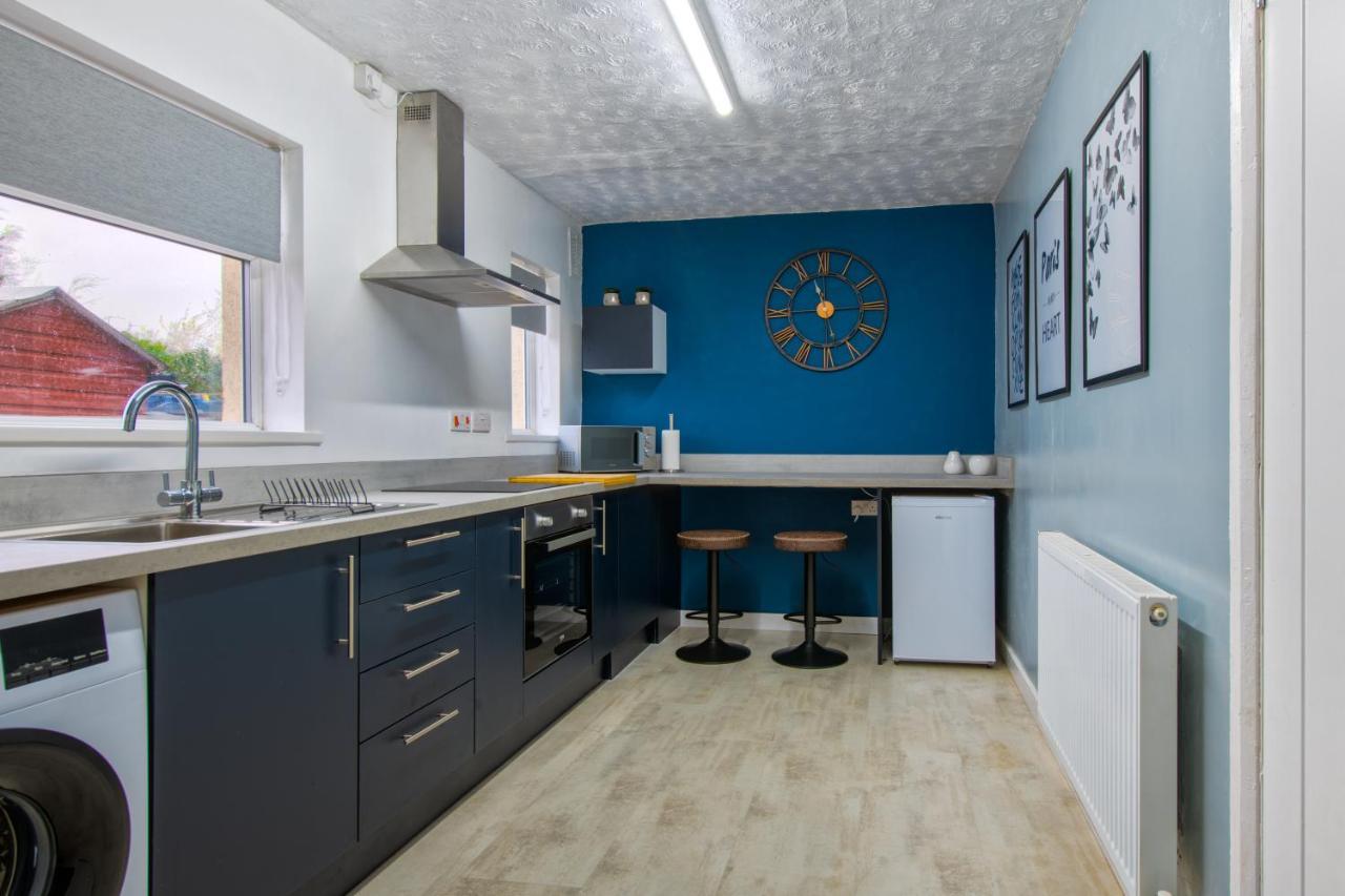 Rookwood House - Spacious Home With Free Parking - Short Stay Leeds Leeds  Eksteriør billede