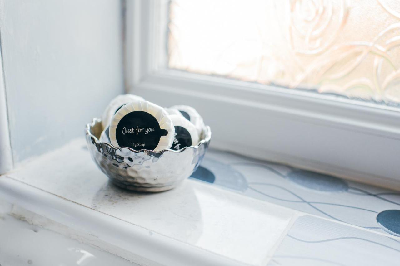 Rookwood House - Spacious Home With Free Parking - Short Stay Leeds Leeds  Eksteriør billede